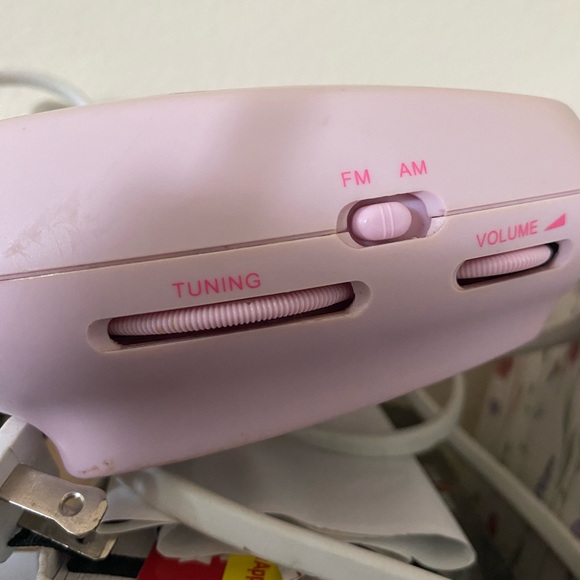 2003 hello kitty radio alarm clock - Picture 6 of 6